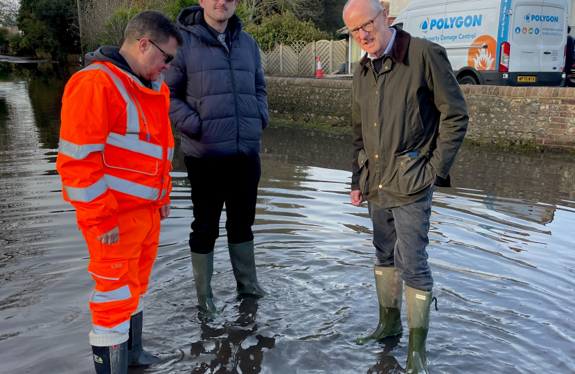 Nick Gibb and Southern water tour of flooding